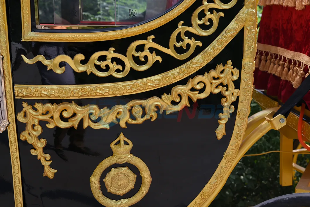 Best Selling Sightseeing Electric Marathon Royal Horse Carts/Horse Wagon/Horse Carriage for Sale