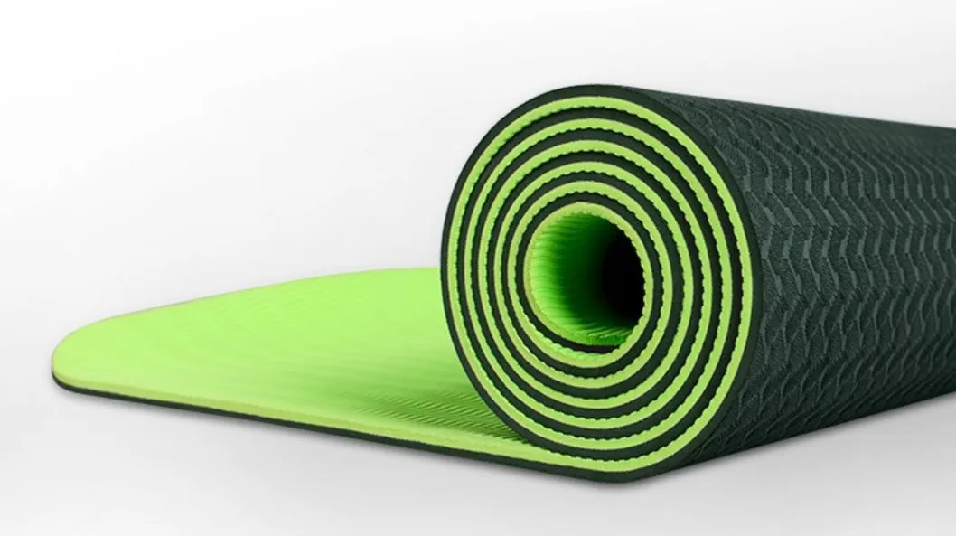 Wholesale Type Travel Health Fitness Thick Eco Friendly Odorless Anti Slip Black Foldable Rubber Yoga Mat